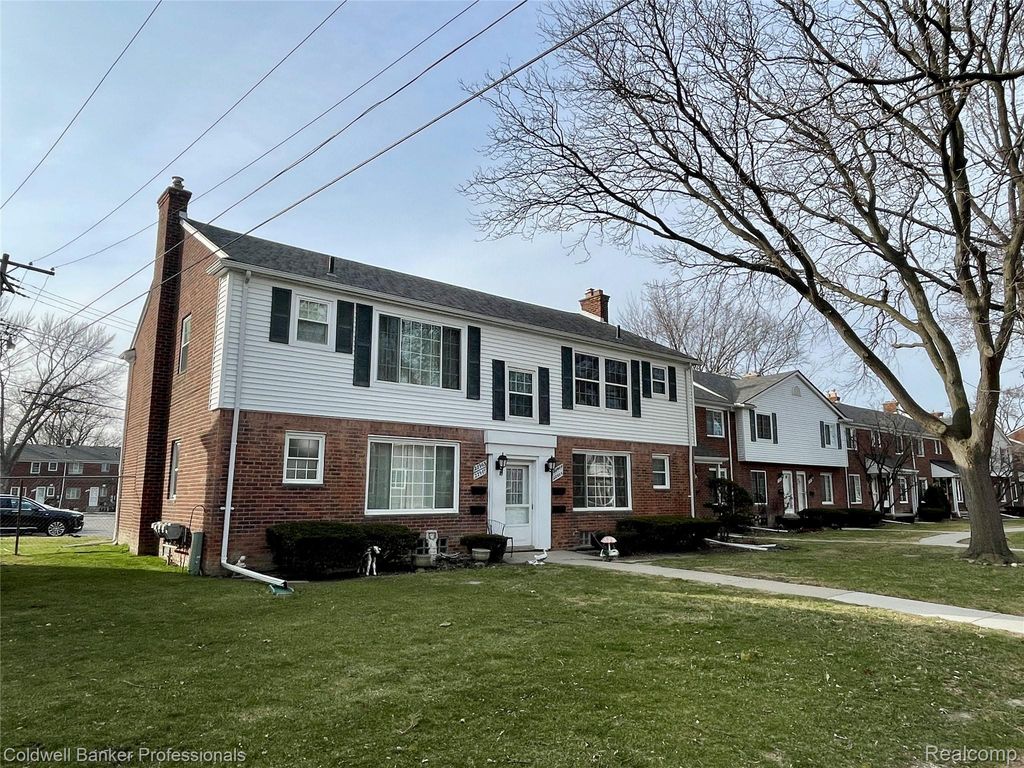 22907 Allen Court, St. Clair Shores, MI 48080