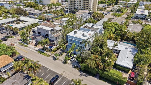 832 N Victoria Park Rd 832, Fort Lauderdale, FL 33304