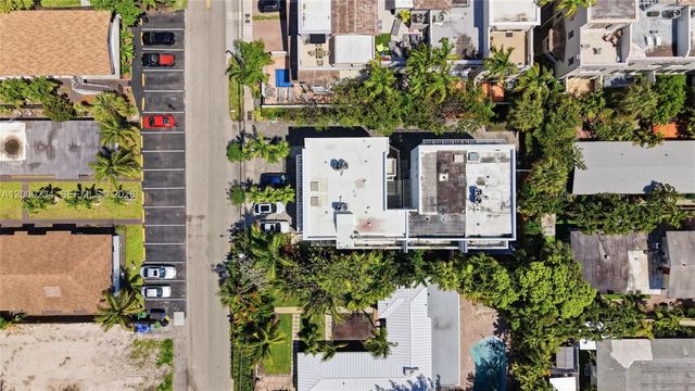 832 N Victoria Park Rd 832, Fort Lauderdale, FL 33304