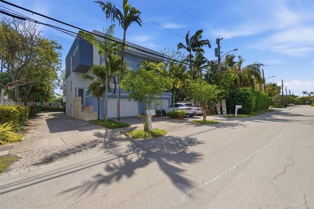 832 N Victoria Park Rd 832, Fort Lauderdale, FL 33304