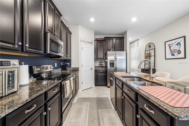 9611 IVORY DRIVE, Sun City Center, FL 33573
