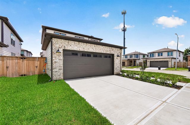 4335 Avron Drive, Stafford, TX 77477