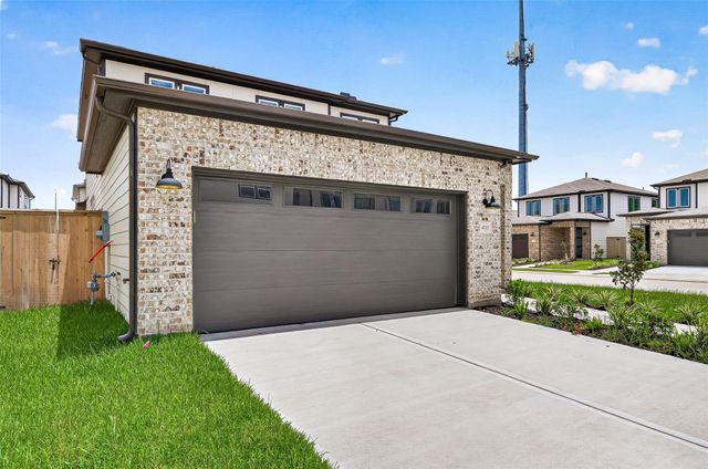 4335 Avron Drive, Stafford, TX 77477