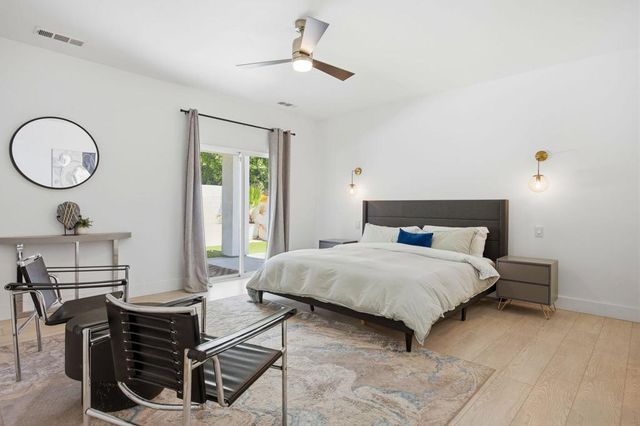 2800 E Vista Chino, Palm Springs, CA 92262