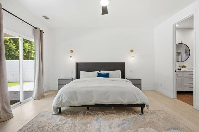 2800 E Vista Chino, Palm Springs, CA 92262