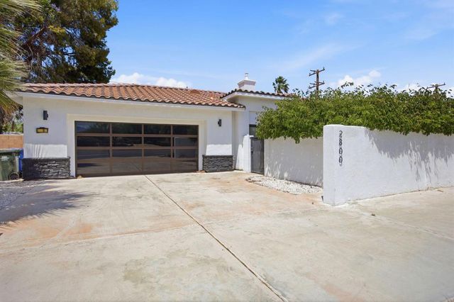2800 E Vista Chino, Palm Springs, CA 92262