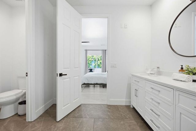 2800 E Vista Chino, Palm Springs, CA 92262