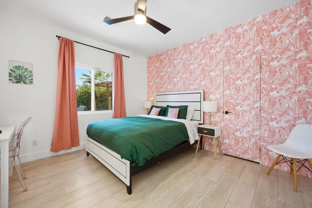 2800 E Vista Chino, Palm Springs, CA 92262
