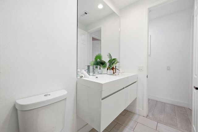 2800 E Vista Chino, Palm Springs, CA 92262