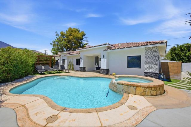 2800 E Vista Chino, Palm Springs, CA 92262
