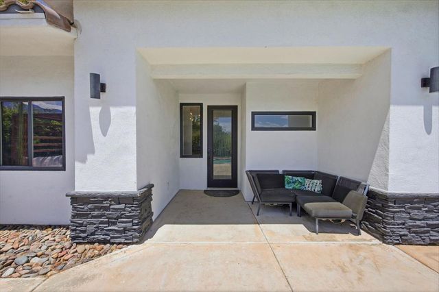 2800 E Vista Chino, Palm Springs, CA 92262