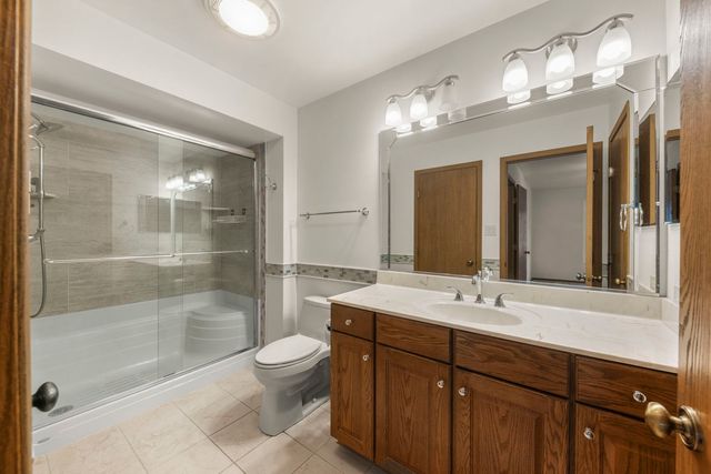 9371 Windsor Parkway 160, Tinley Park, IL 60487