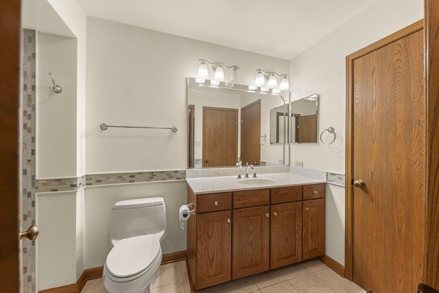 9371 Windsor Parkway 160, Tinley Park, IL 60487