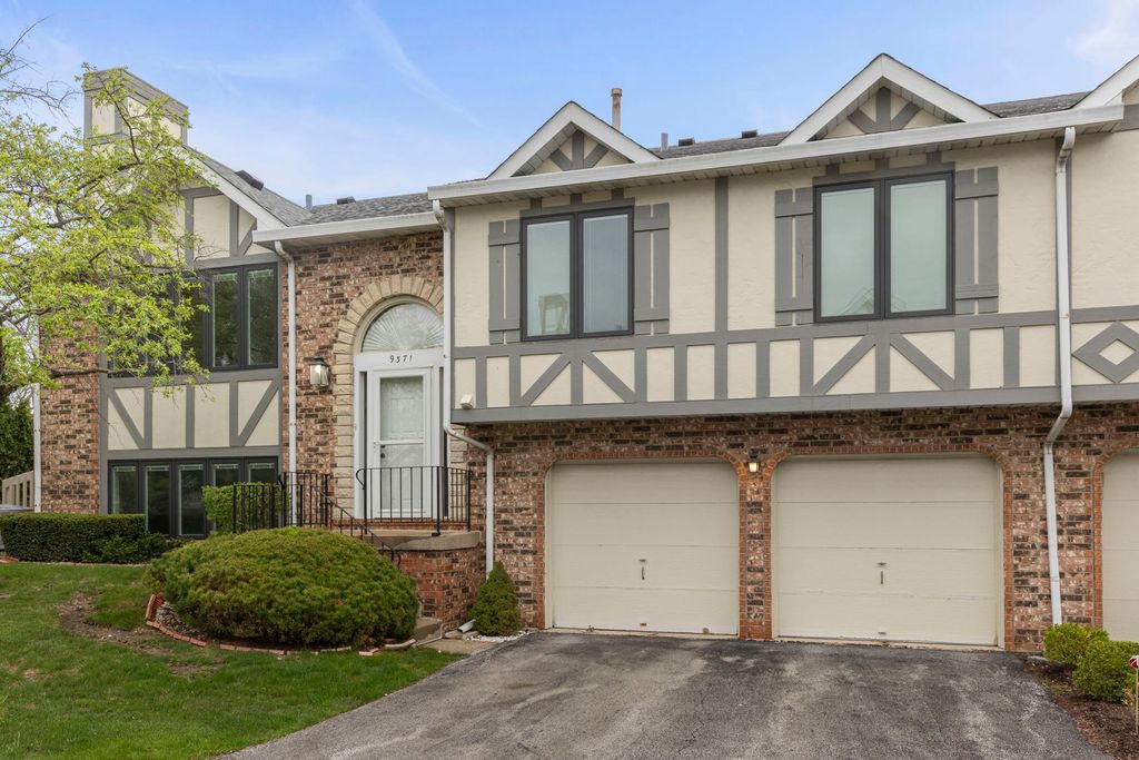 9371 Windsor Parkway 160, Tinley Park, IL 60487