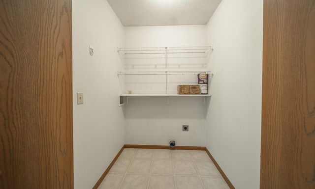 1628 E Adams Street, Springfield, MO 65803