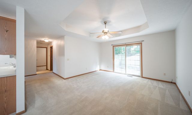 1628 E Adams Street, Springfield, MO 65803