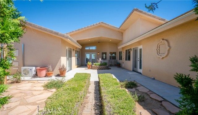 8920 Del Monte Avenue, Yucca Valley, CA 92284