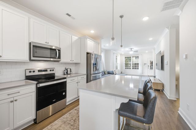458 Portsdale Dr, Brentwood, TN 37027