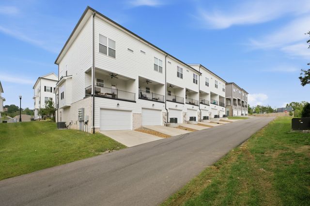 458 Portsdale Dr, Brentwood, TN 37027