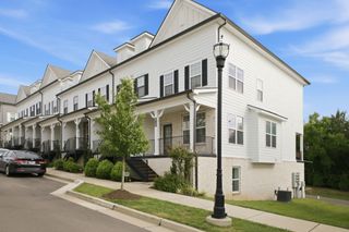 458 Portsdale Dr, Brentwood, TN 37027