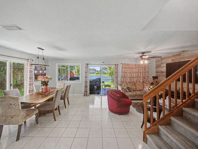 4675 Lakeside Circle, West Palm Beach, FL 33417