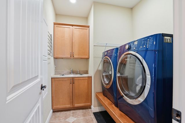 3409 N Fenwicke Street, Ozark, MO 65721