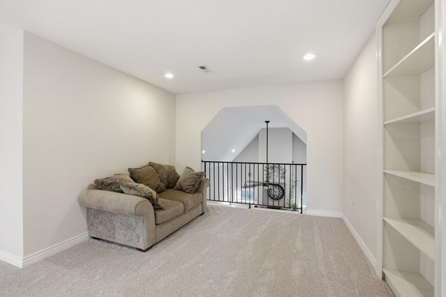 3409 N Fenwicke Street, Ozark, MO 65721