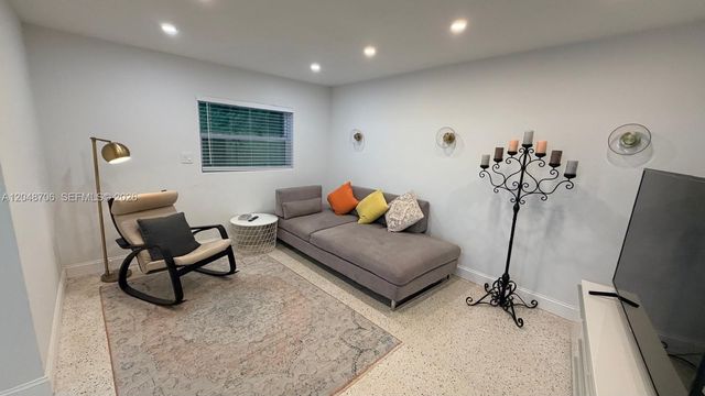 3781 Jackson Boulevard -, Fort Lauderdale, FL 33312