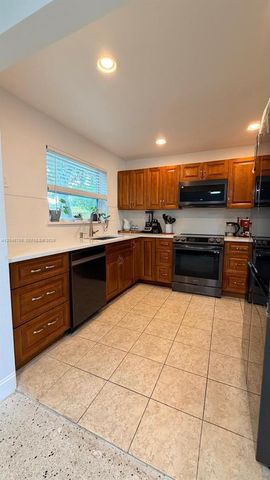 3781 Jackson Boulevard -, Fort Lauderdale, FL 33312