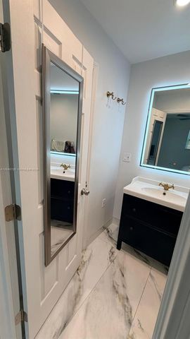 3781 Jackson Boulevard -, Fort Lauderdale, FL 33312