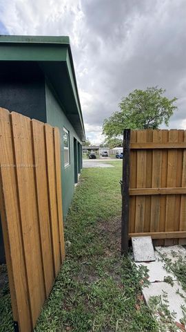 3781 Jackson Boulevard -, Fort Lauderdale, FL 33312