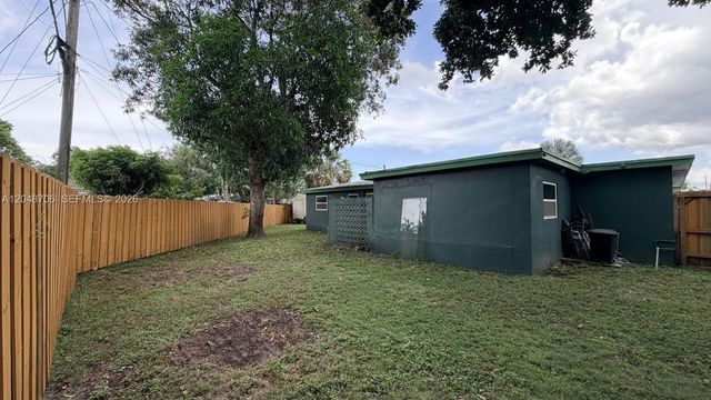 3781 Jackson Boulevard -, Fort Lauderdale, FL 33312