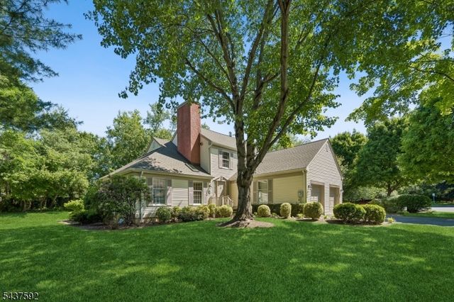 8 Gelsey Ln, Bernards Twp., NJ 07920