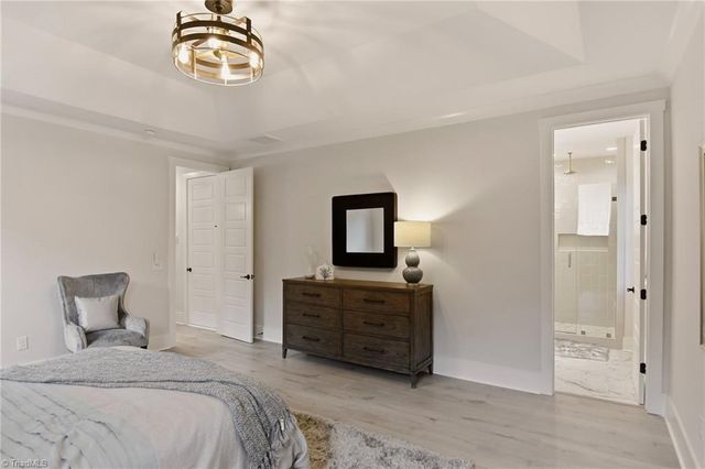 1005 W Pinehurst Court 1042, Clemmons, NC 27012