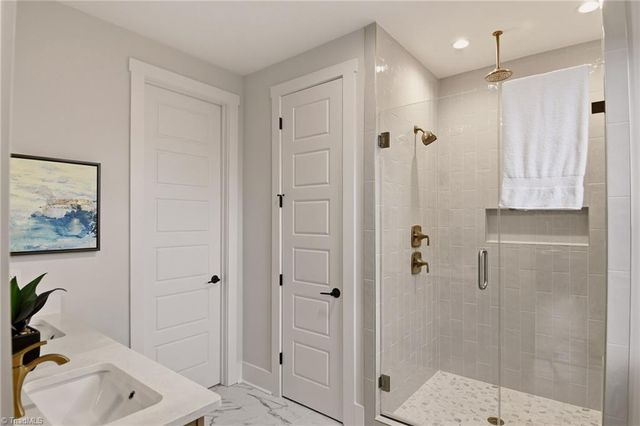 1005 W Pinehurst Court 1042, Clemmons, NC 27012