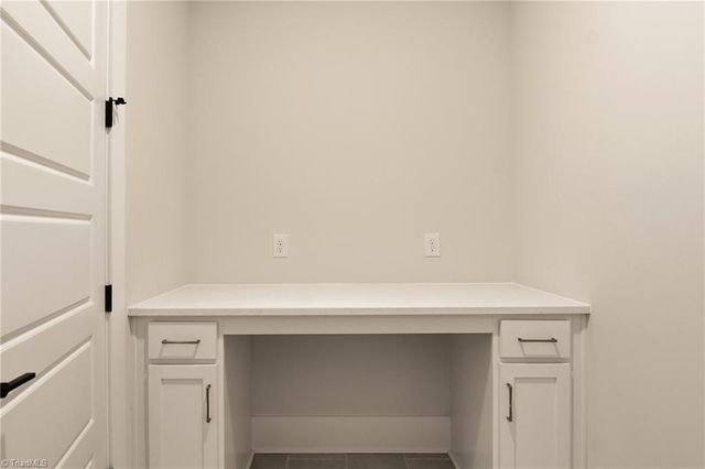 1005 W Pinehurst Court 1042, Clemmons, NC 27012