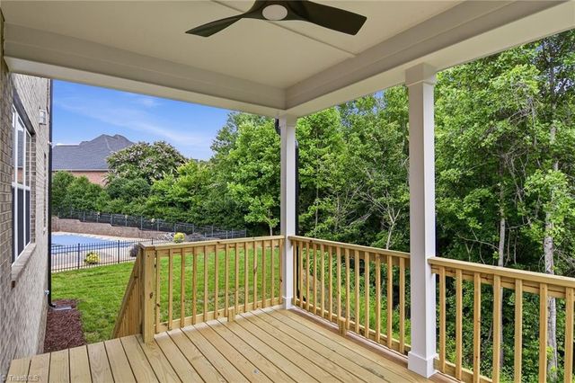 1005 W Pinehurst Court 1042, Clemmons, NC 27012