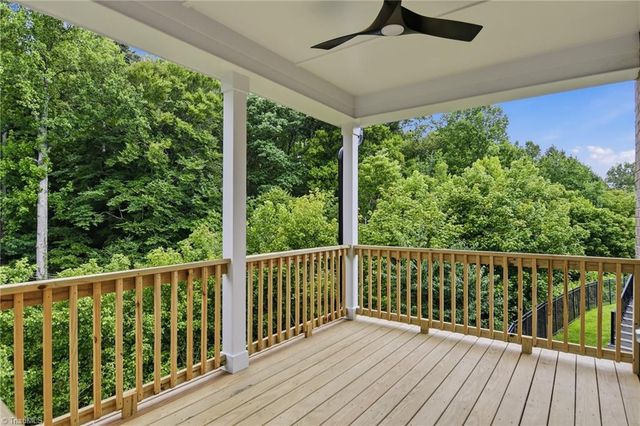 1005 W Pinehurst Court 1042, Clemmons, NC 27012