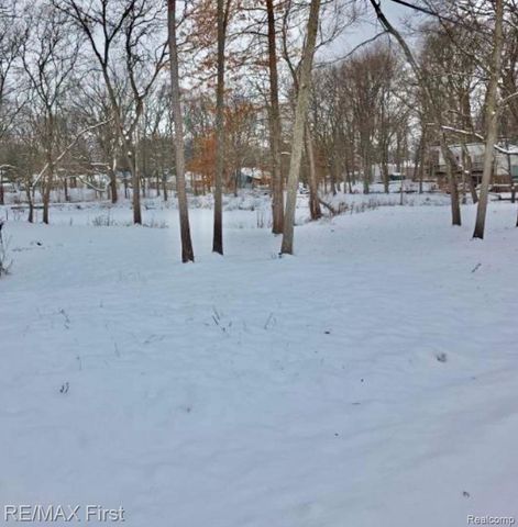 2375 SNELLBROOK, Auburn Hills, MI 48326