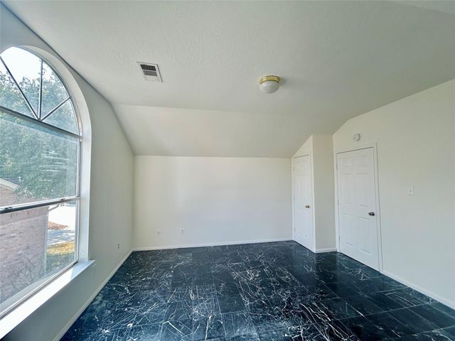 12422 Glenleigh Drive, Houston, TX 77014