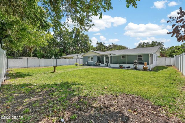 327 London Road, Holly Hill, FL 32117
