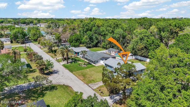 327 London Road, Holly Hill, FL 32117