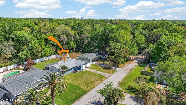 327 London Road, Holly Hill, FL 32117