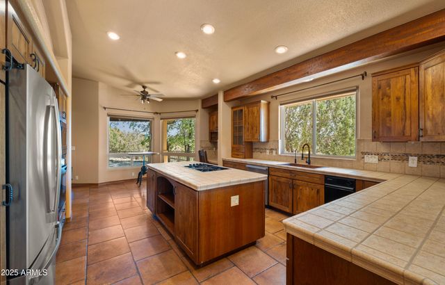 6600 W RAMBLING Road, Prescott, AZ 86305