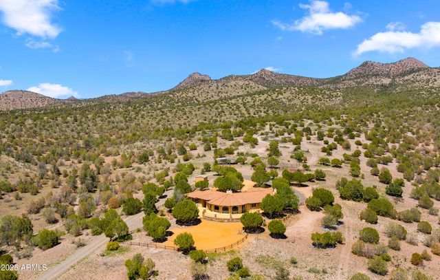 6600 W RAMBLING Road, Prescott, AZ 86305