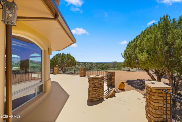 6600 W RAMBLING Road, Prescott, AZ 86305