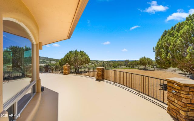 6600 W RAMBLING Road, Prescott, AZ 86305