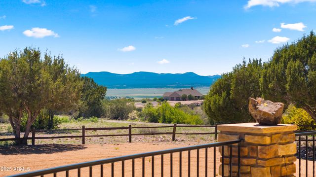 6600 W RAMBLING Road, Prescott, AZ 86305