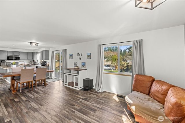 12605 225th Street E, Graham, WA 98338