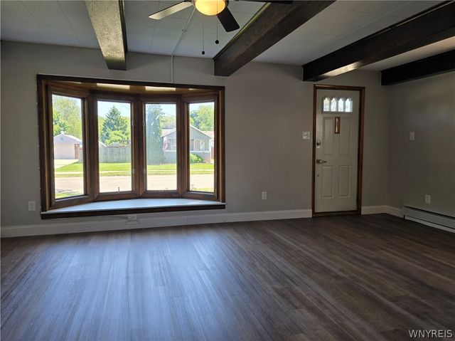 484 79th Street, Niagara Falls, NY 14304